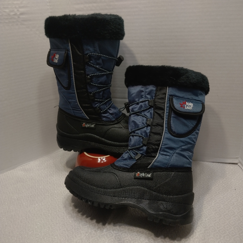 Canadian maple leaf, women # 7